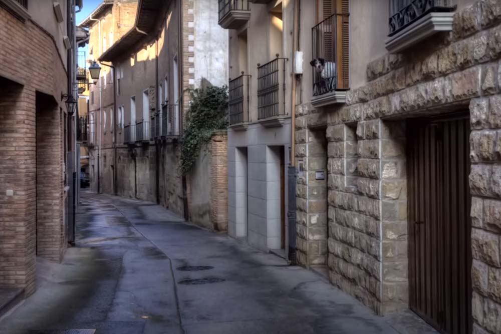 Petite rue à Los Arcos