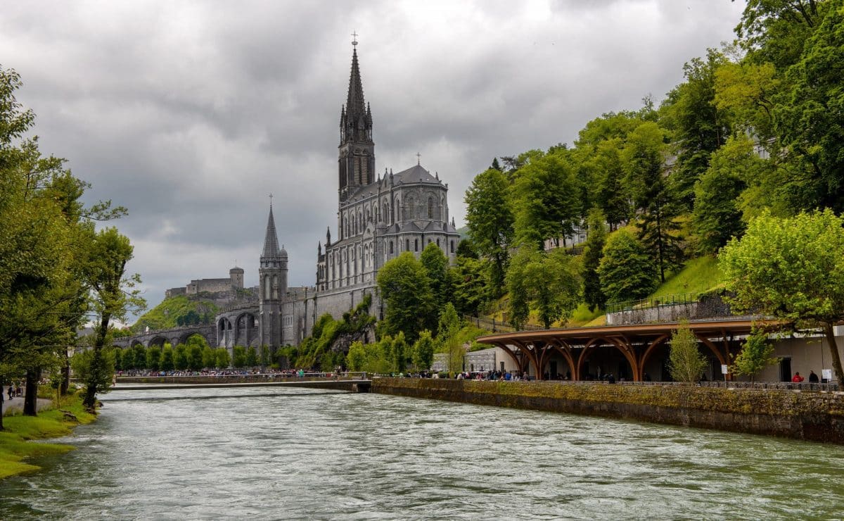 Lourdes and its connection with the Camino de Santiago | Mundiplus